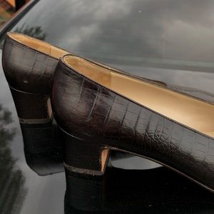 Ferragamo Shoes - Ferragamo kitten block heels Ferragamo Shoes - Ferragamo kitten block heels
